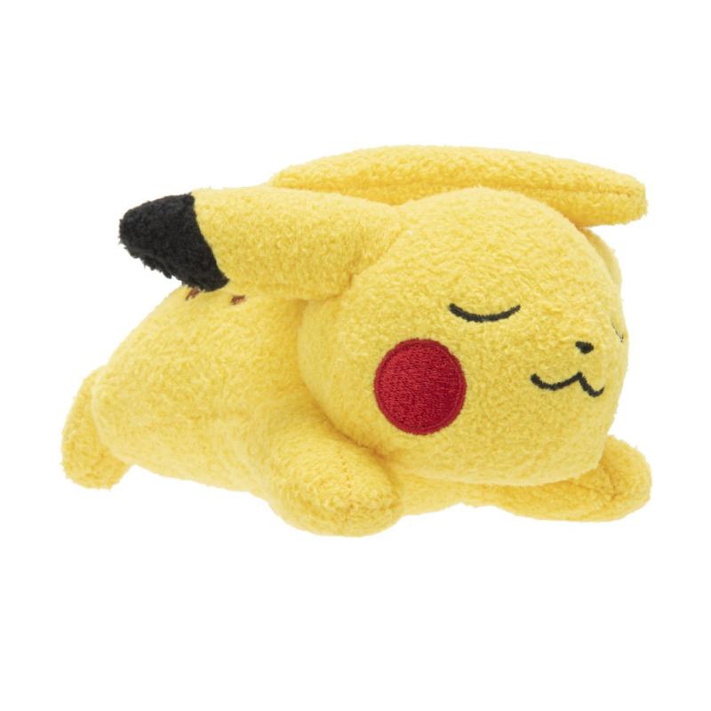 distribuția din povești de adormit copiii 2008 Jucarie de plus Pokemon, model Pikachu adormit, 13 cm