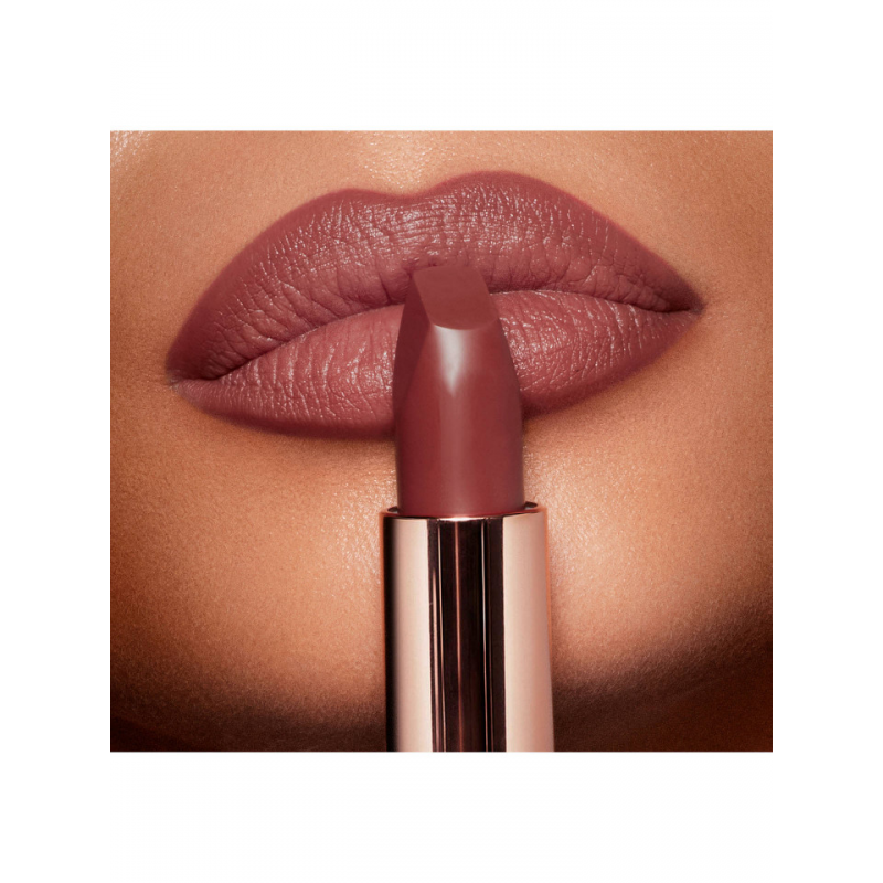 Ruj de buze Charlotte Tilbury Matte Revolution Nuanta Pillow Talk Medium