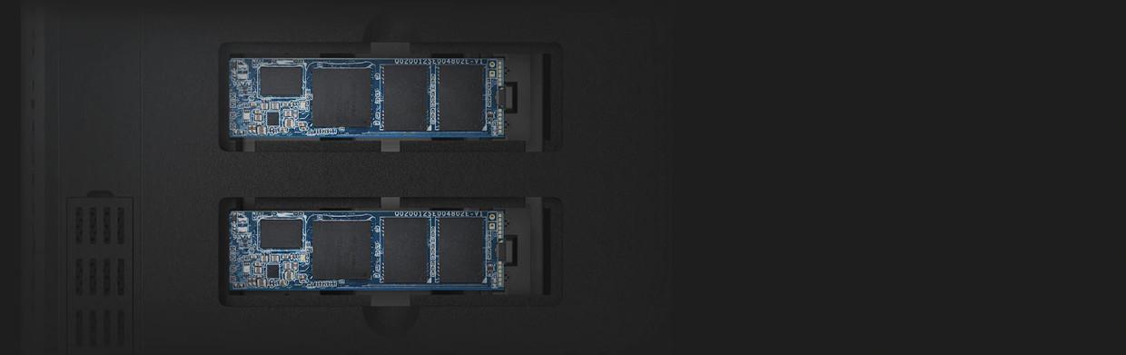 Cresteti performanta cu sloturile SSD incorporate