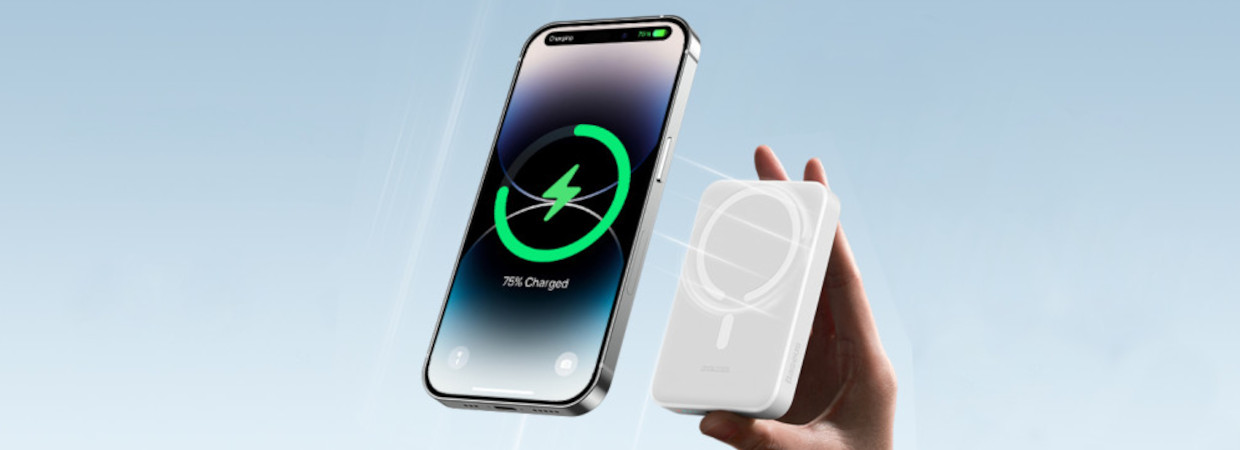 Vedere cu acumulatorul Baseus Magnetic Mini Wireless Fast Charger in spatele unui iPhone 14 pro.