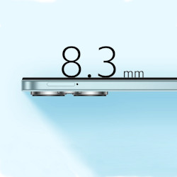 Vedere din lateral cu telefonul mobil Xiaomi Redmi 13, fiind evidentiata grosimea de 8.3 mm